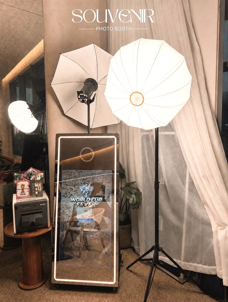 Booth with two softbox lights in an elegant lounge